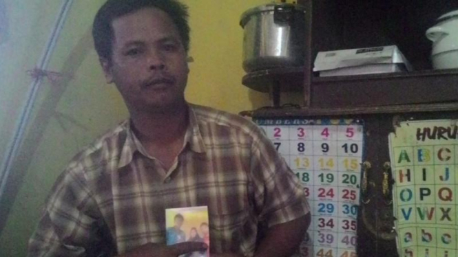 Ipin, ayah Suryana.