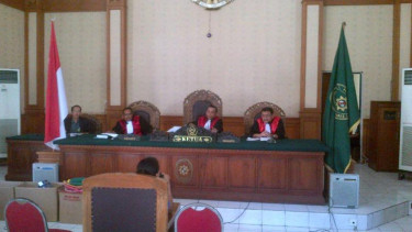 Sidang lanjutan kasus pembunuhan Engeline.