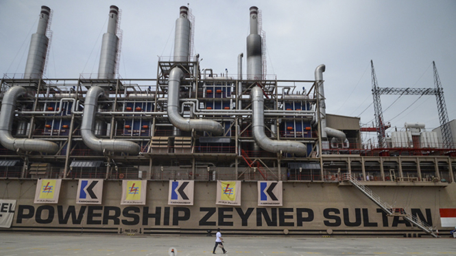Kapal Pembangkit Listrik Kardeniz Powership Zeynep