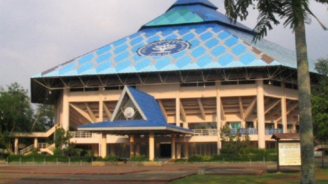 Institut Pertanian Bogor (IPB)