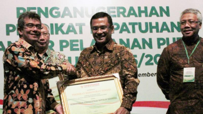 Pemberian penghargaan dari Ombusman RI