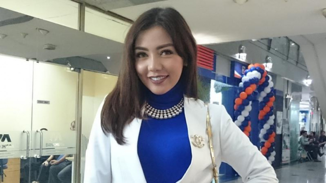 Artis Bella Sofie.