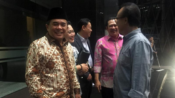 Pertemuan petinggi Golkar di Bakrie Tower.