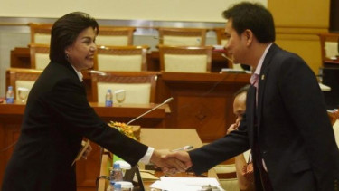 Basaria Panjaitan dan Aziz Syamsuddin.