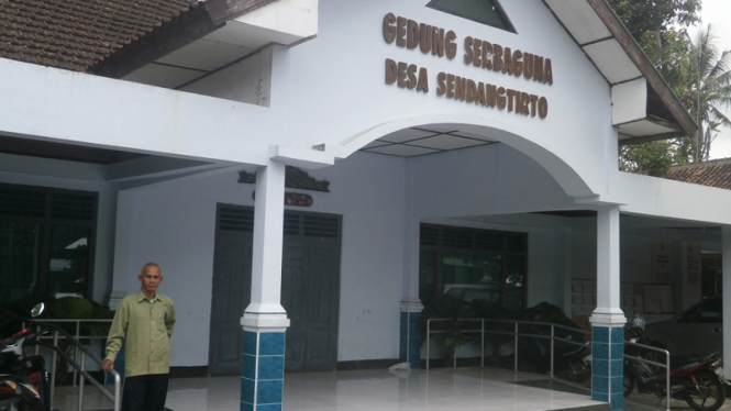 Amir Jumawan, Kabag Kesra, Desa Sendangtirto