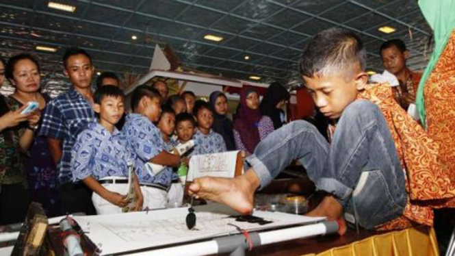 salah satu peserta pklk menunjukkan keahliannya
