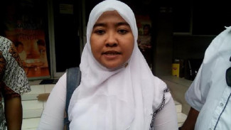 Didatangi 'Wanita Emas', Ibu Penggugat Ahok Makin Senang