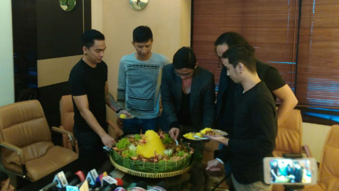 Band Ungu