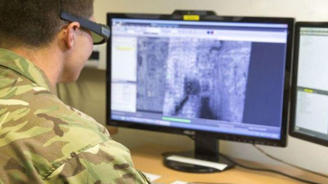 Kaca mata 3D untuk memetakan lokasi ISIS