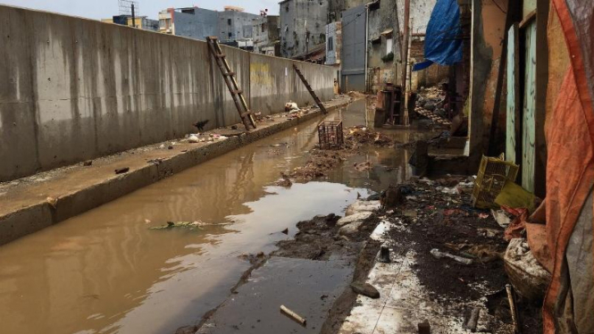 Kawasan Kampung Pulo, pasca banjir kiriman