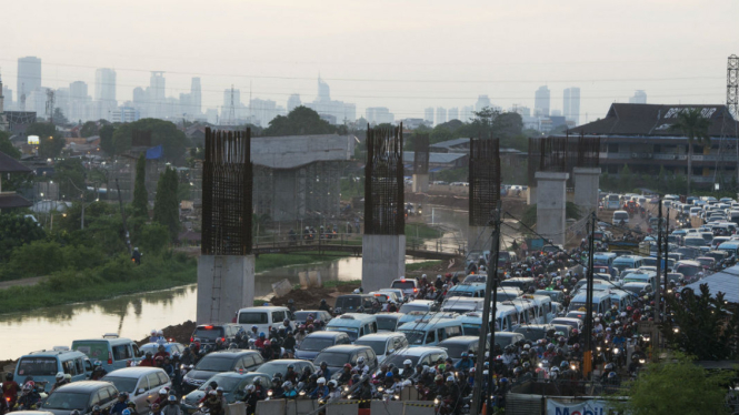 Macet jalur alternatif