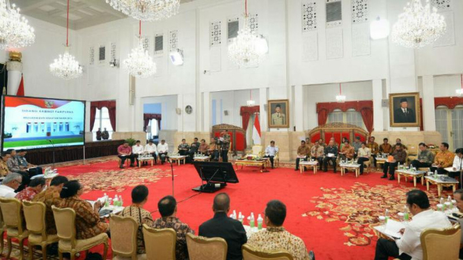 Presiden Jokowi pimpin Sidang Kabinet Paripurna