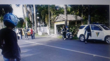 Kondisi sekitar rumah jabatan gubernur Sulsel pascapelemparan granat