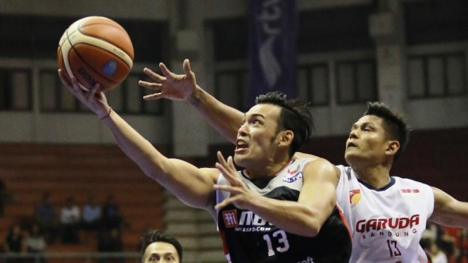 Pertandingan Aspac M88 melawan Garuda Bandung