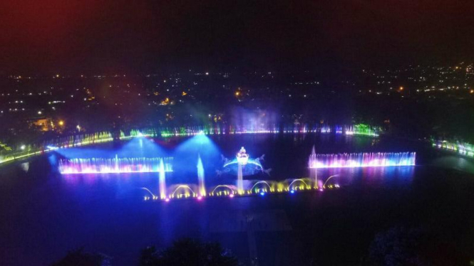 Air Mancur Taman Sribaduga Maha Rahaja