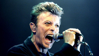 David Bowie Berjaya di Grammy Awards 2017