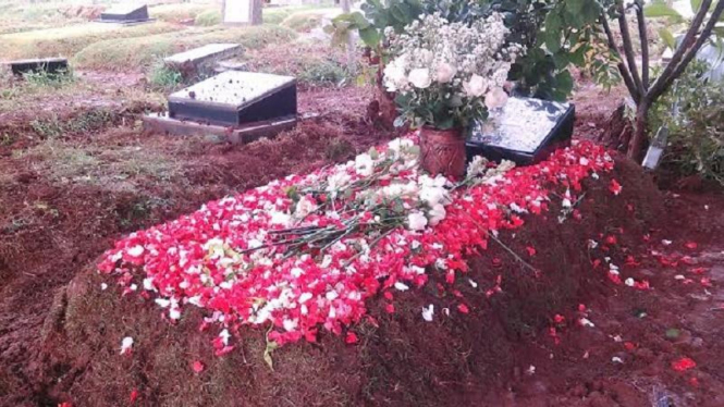 Makam Allya