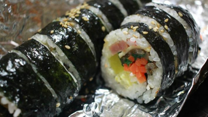 Kimbap, kuliner Korea.