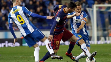 Pemain Barcelona, Lionel Messi, saat hadapi Espanyol