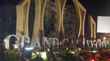 Teror bom di grand galaxi city.