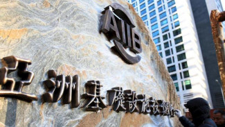 Bangun Infrastruktur, Pemerintah Dorong Swasta Ngutang ke AIIB