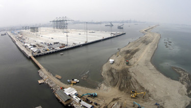TERMINAL KONTAINER NEW PRIOK