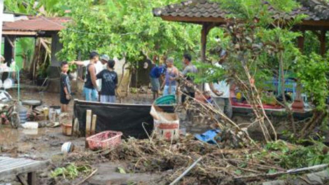 Kerusakan akibat banjir di buleleng