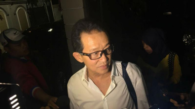 Darmawan Salihin, ayah Wayan Mirna Salihin