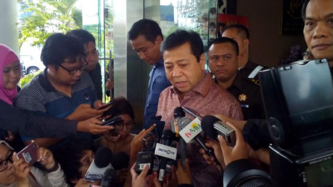  Setya Novanto 