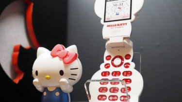 Ponsel Hello Kitty