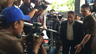 Mantan Direktur PT Pelindo II RJ Lino, memenuhi panggilan KPK