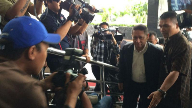 RJ Lino Penuhi Pemeriksaan KPK