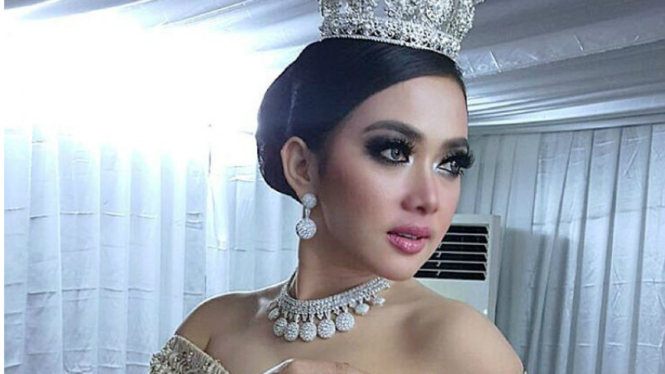 Syahrini belum berani bicara soal pernikahan