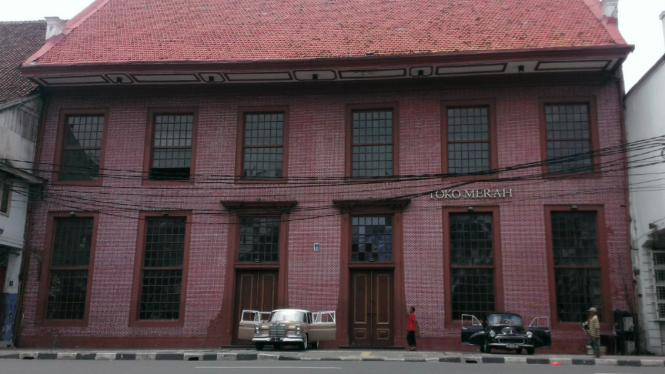 Toko Merah