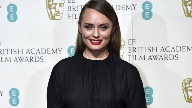  Laura Haddock di BAFTA Awards 2016