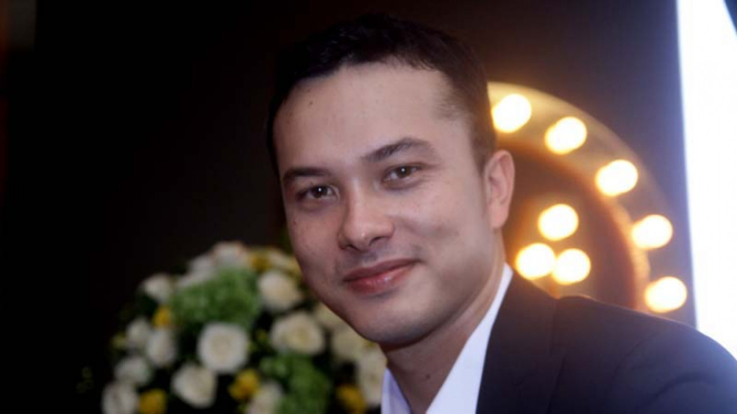 Nicholas Saputra.