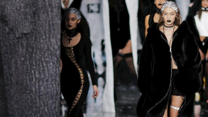 Koleksi Rihanna di NYFW 2016