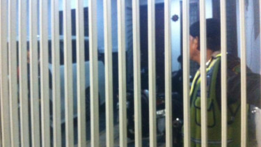 Polisi menggeledah rumah Saipul Jamil, Kamis malam, 18 Februari 2016.