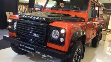 Land Rover Defender
