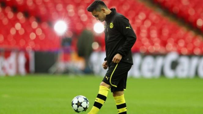  Gelandang Borussia Dortmund, Ilkay Guendogan