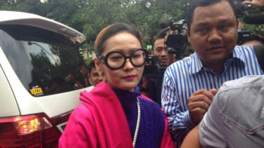 Inul Daratista jenguk Saipul Jamil