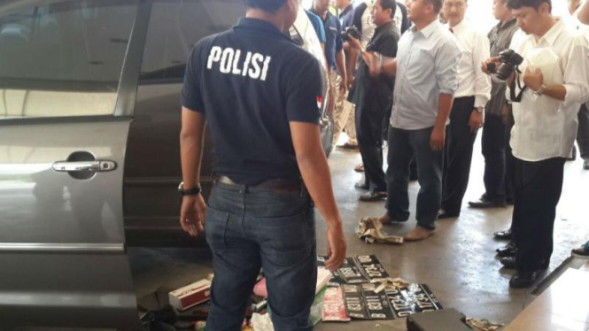  Polisi periksa mobil diduga milik pegawai KPK