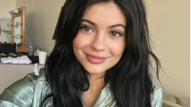  Kylie Jenner