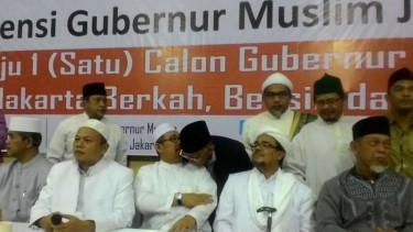 Jumpa pers Konvensi Gubernur Muslim Jakarta di Jakarta, Kamis (25/2/2016)
