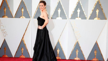 Jennifer Garner di karpet merah Acedemy Awards ke-88 di Los Angeles, AS.