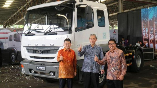 Mitsubishi Fuso luncurkan dua truk baru