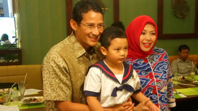 Sandiaga Uno dan Istri