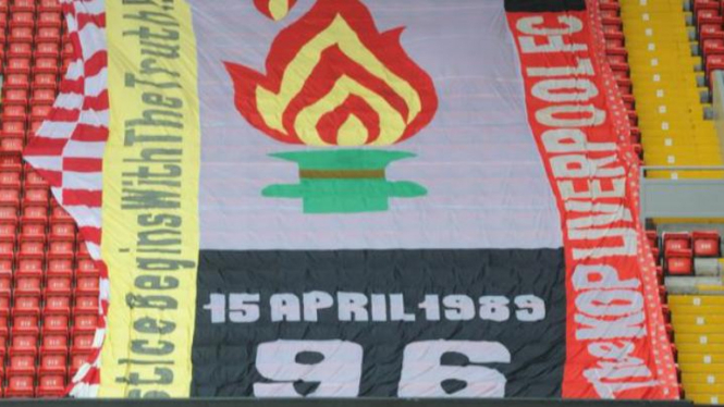 Ilustrasi peringatan tragedi Hillsborough.