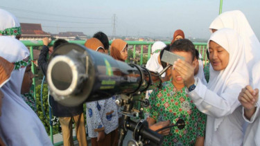 Pesantren Assalam Solo akan menggelar nonton bareng gerhana matahari