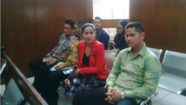 Venna Melinda di sidang harta gono gini